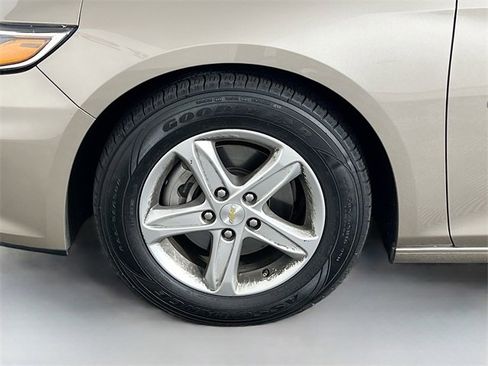 Used 2024 Chevrolet Malibu LT image 20