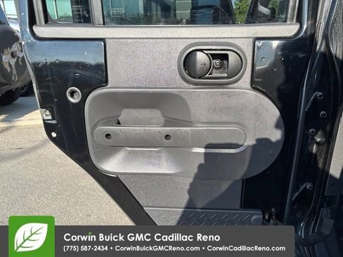 Used 2010 Jeep Wrangler Unlimited Rubicon w/ Dual Top Group AWD/4WD image 14
