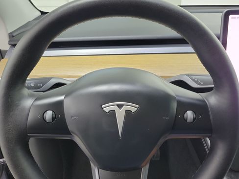 Used 2023 Tesla Model Y Long Range AWD/4WD image 20