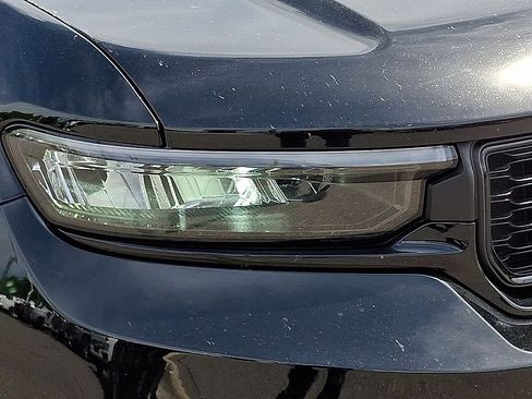 Used 2025 Jeep Grand Cherokee Altitude RWD image 26
