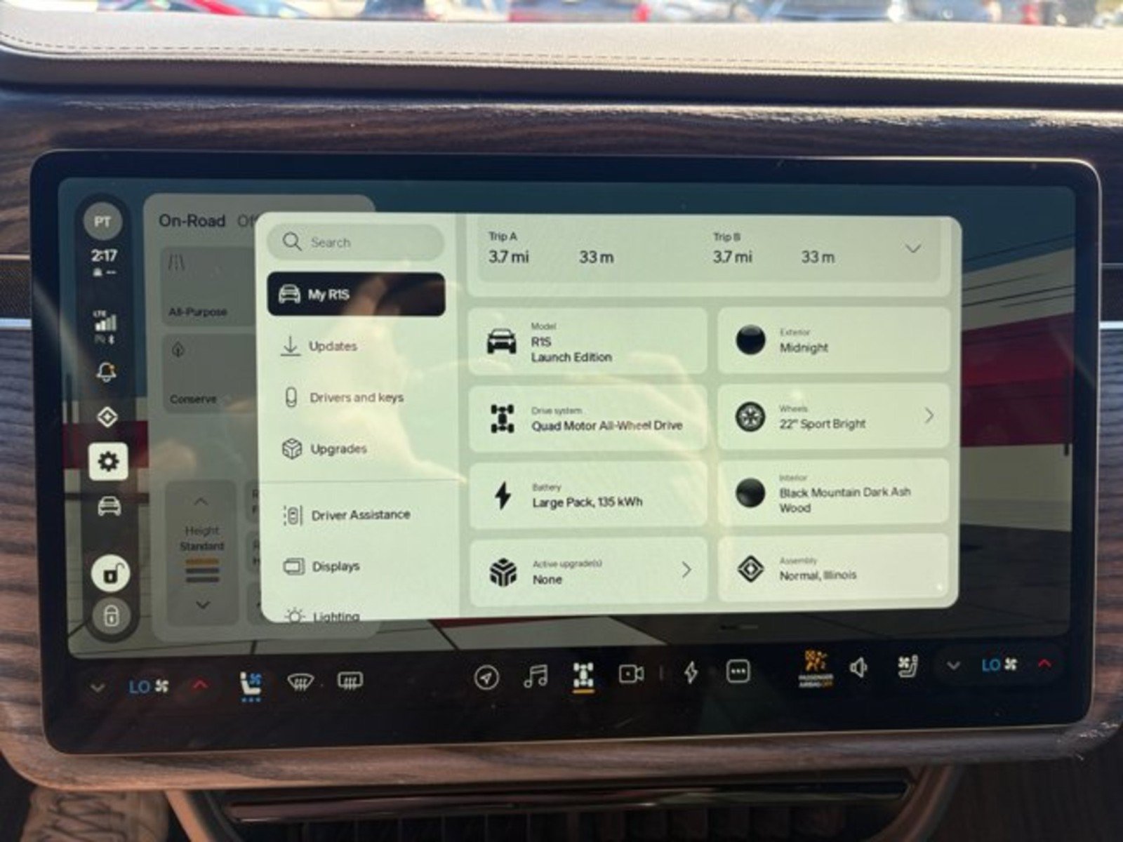 Used 2022 Rivian R1S Launch Edition Quad AWD/4WD image 26