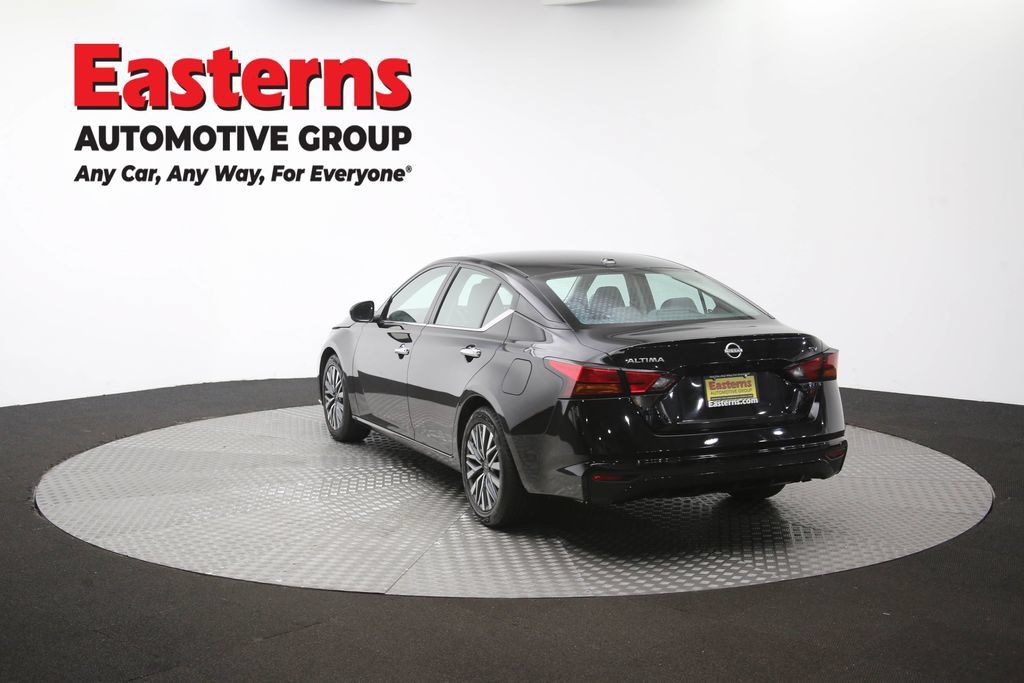 Used 2024 Nissan Altima 2.5 SV FWD image 65