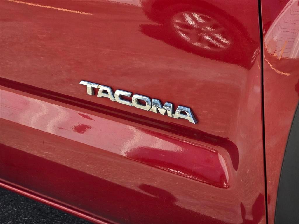 Used 2015 Toyota Tacoma PreRunner RWD image 15