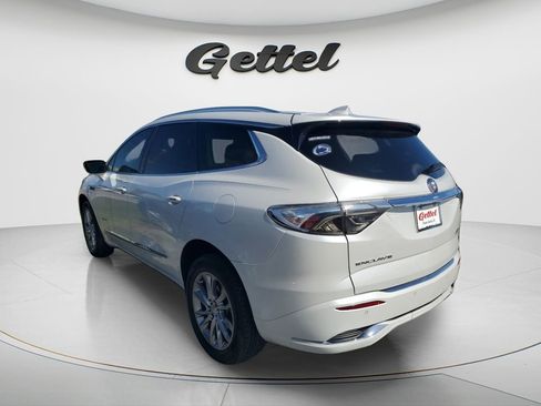 Used 2023 Buick Enclave Avenir w/ Avenir Technology Package image 4