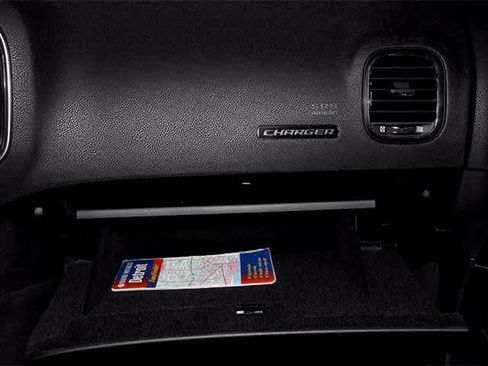 Used 2013 Dodge Charger SE RWD image 18