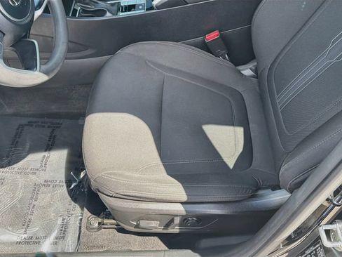 Used 2023 Hyundai Tucson SEL FWD image 17