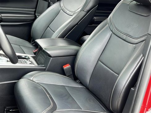 Used 2020 Ford Explorer ST w/ ST Street Pack image 4