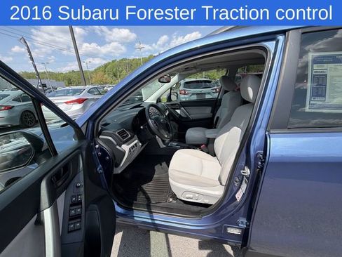 Used 2016 Subaru Forester 2.5i Premium AWD/4WD image 12