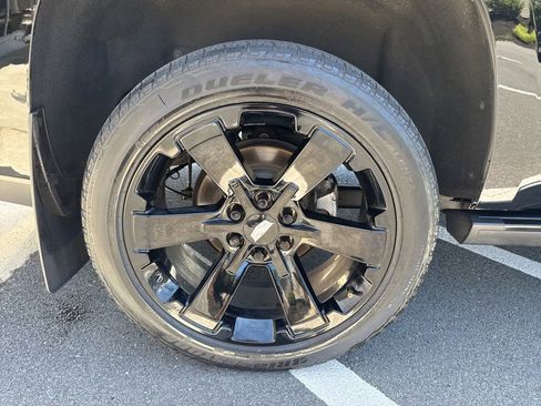 Used 2019 Cadillac Escalade Premium Luxury AWD/4WD image 9