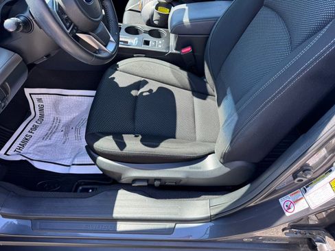 Used 2019 Subaru Outback 2.5i Premium AWD/4WD image 11