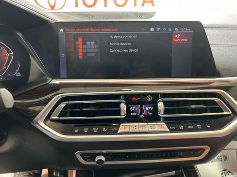 Used 2021 BMW X5 xDrive40i w/ M Sport Package image 27