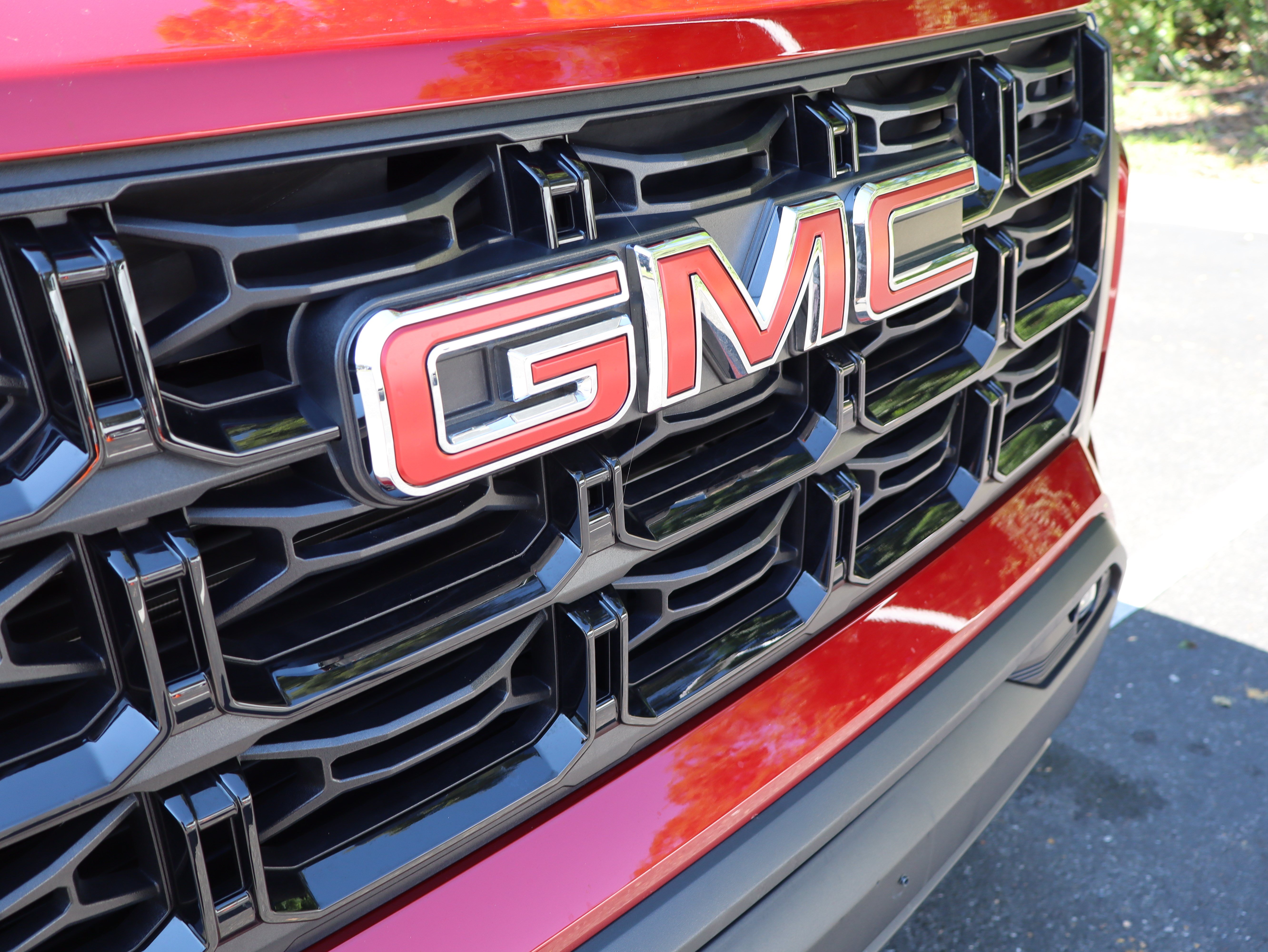 Used 2025 GMC Canyon Elevation w/ Convenience Package RWD image 15