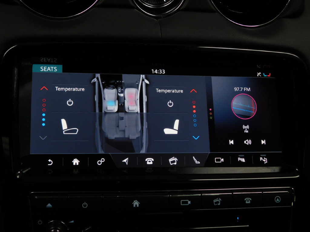 Used 2018 Jaguar XJ RWD image 58