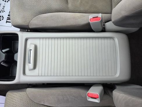 Used 2012 Honda CR-V EX image 18