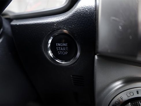 Certified 2022 Toyota 4Runner SR5 Premium w/ Moonroof Package image 33