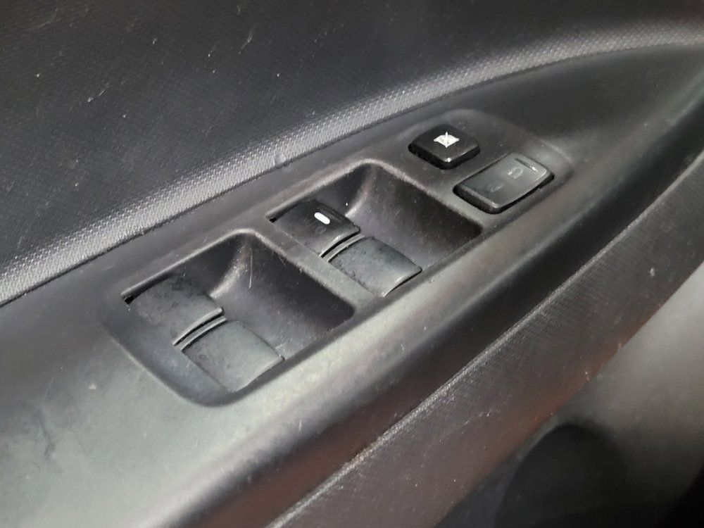 Used 2020 Mitsubishi Mirage ES FWD image 27