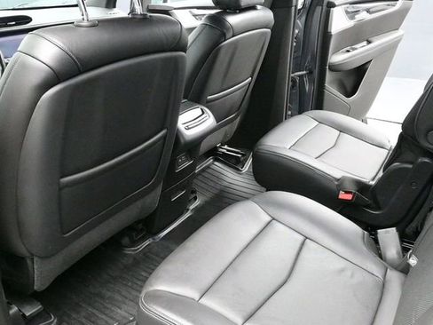 Used 2020 Cadillac XT6 Premium Luxury image 13