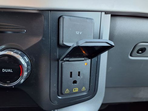 Used 2022 Ford F150 XLT w/ Equipment Group 302A High AWD/4WD image 8