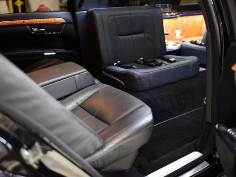 Used 2008 Mercedes-Benz S 550 4MATIC image 11