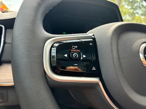 New 2026 Volvo XC90 T8 Plus w/ Protection Package Premier AWD/4WD image 28