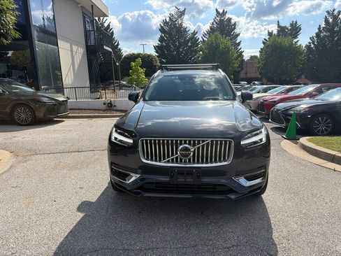 Used 2022 Volvo XC90 T8 Inscription w/ Advanced Package AWD/4WD image 4