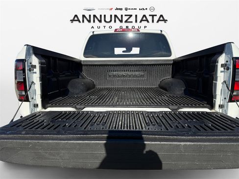 Certified 2024 Nissan Frontier SV image 18
