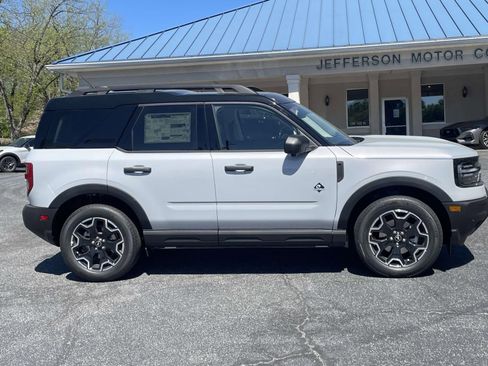 New 2026 Ford Bronco Sport Outer Banks w/ Outer Banks Tech Package+ AWD/4WD image 2