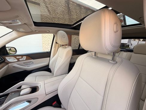 Used 2021 Mercedes-Benz GLE 450 4MATIC w/ AMG Line Exterior image 15