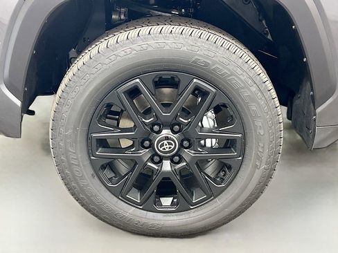 New 2026 Toyota Tundra Limited AWD/4WD image 9