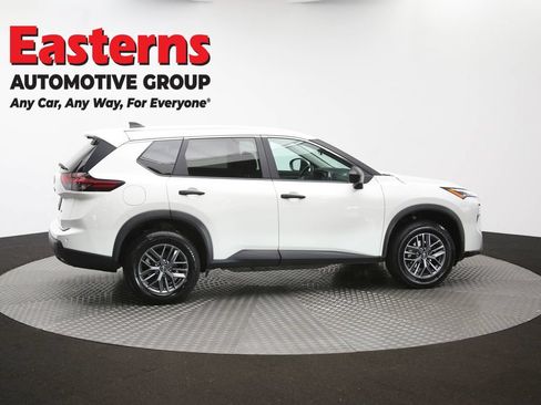 Used 2024 Nissan Rogue S AWD/4WD image 44