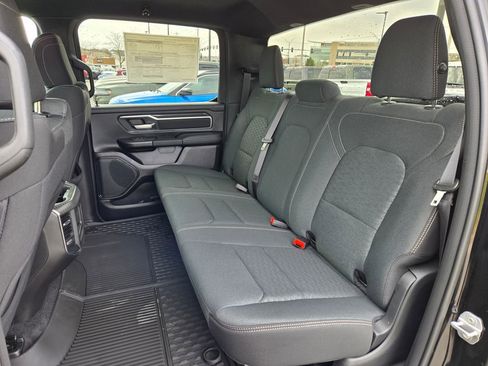 New 2026 RAM 1500 4x4 Crew Cab image 25