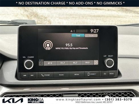 Used 2023 Acura Integra image 3