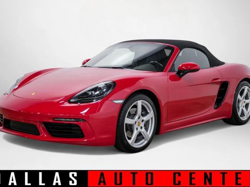 Used 2020 Porsche 718 Boxster image 6