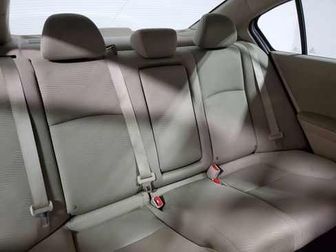 Used 2017 Honda Accord LX image 11