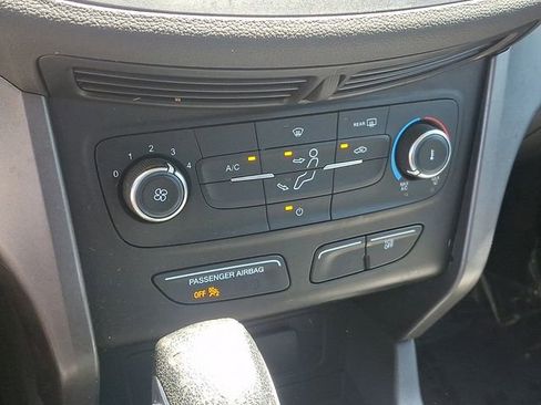 Used 2017 Ford Escape S FWD image 17