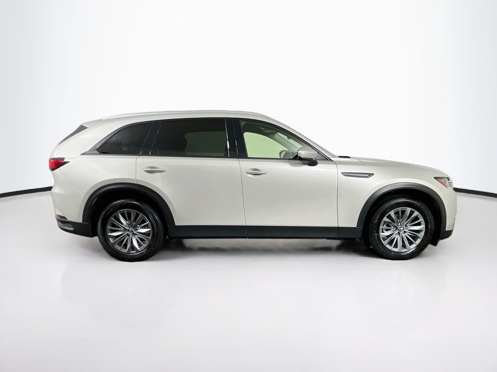 Used 2024 MAZDA CX-90 3.3 Turbo w/ Preferred Plus AWD/4WD image 10