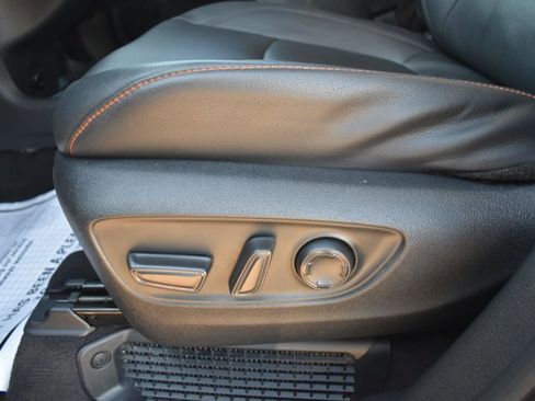 Used 2023 Toyota Sienna XSE image 13