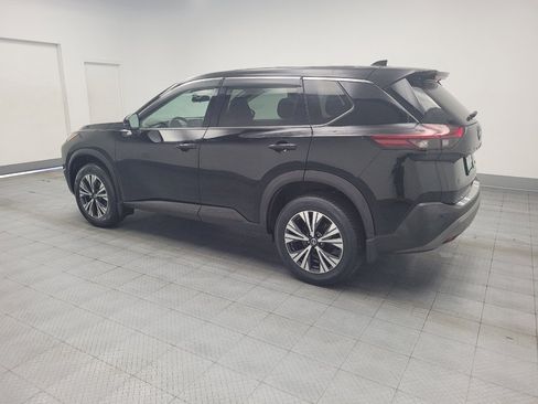 Used 2021 Nissan Rogue SV FWD image 3