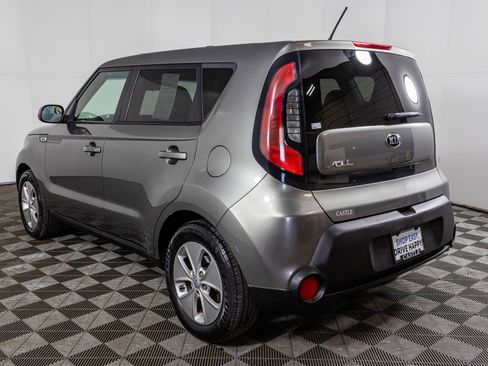 Used 2015 Kia Soul image 14