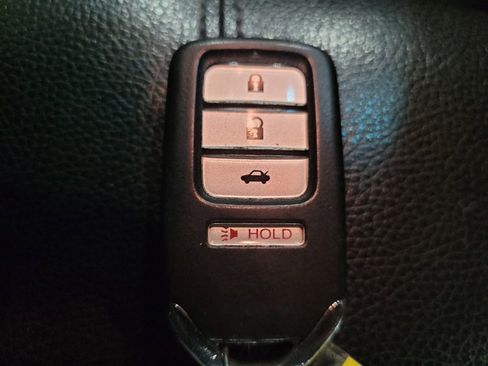 Used 2015 Honda Accord EX-L image 32