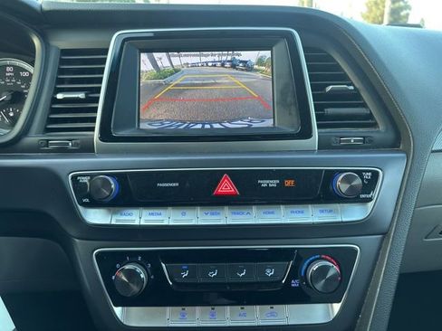 Used 2019 Hyundai Sonata SE image 11