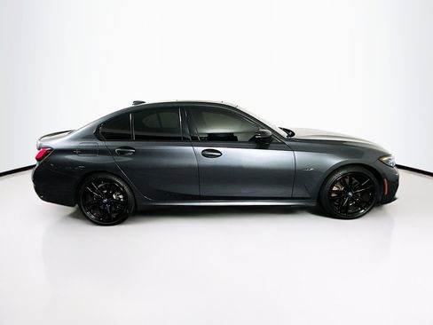 Used 2022 BMW 330e w/ M Sport Package image 10