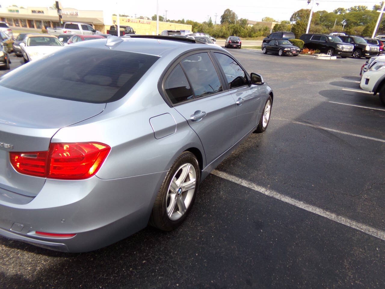 Used 2013 BMW 328i xDrive Sedan AWD/4WD image 40