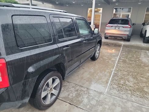 Used 2016 Jeep Patriot High Altitude AWD/4WD image 4