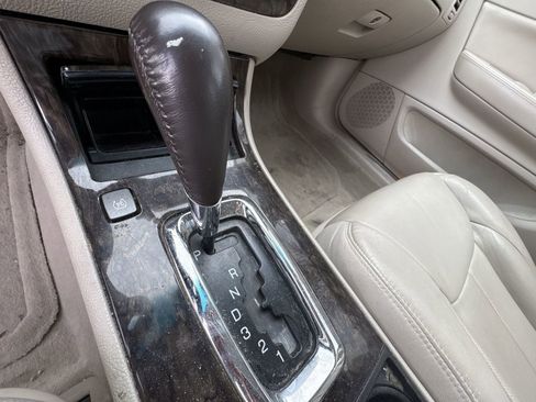 Used 2008 Cadillac DTS w/ Sun And Sound Package image 14