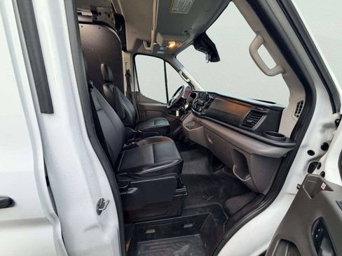 Used 2020 Ford Transit 250 Medium Roof RWD image 29