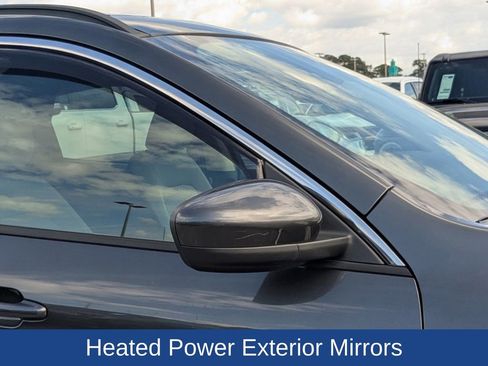 Certified 2020 Ford Escape SE image 12