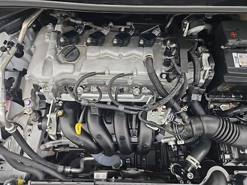 Used 2022 Toyota Corolla LE image 19