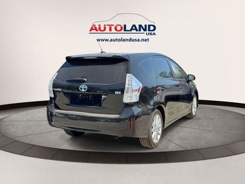 Used 2014 Toyota Prius V Five FWD image 3
