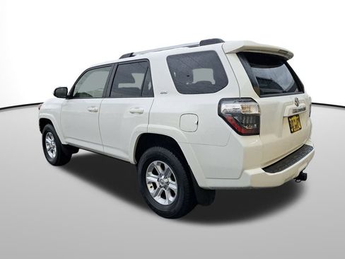 Used 2021 Toyota 4Runner SR5 Premium w/ Moonroof Package image 3